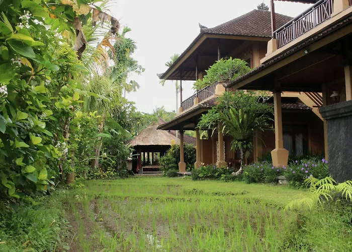 Saren Indah Hotel