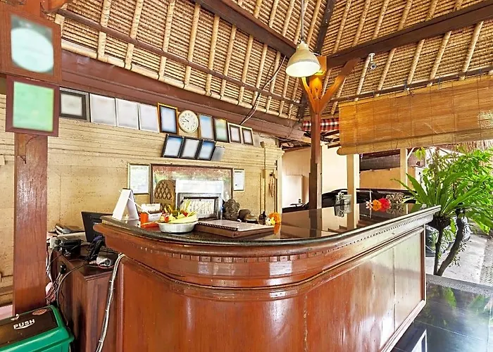 Saren Indah Hotel 3*
